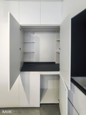 11_Шафа для мультиварки, чайника та кавоварки Шафа для мультиварки, чайника та кавоварки