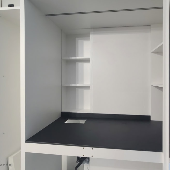 12_Шафа для кухонної техніки в процесі монтажу Шафа для кухонної техніки в процесі монтажу