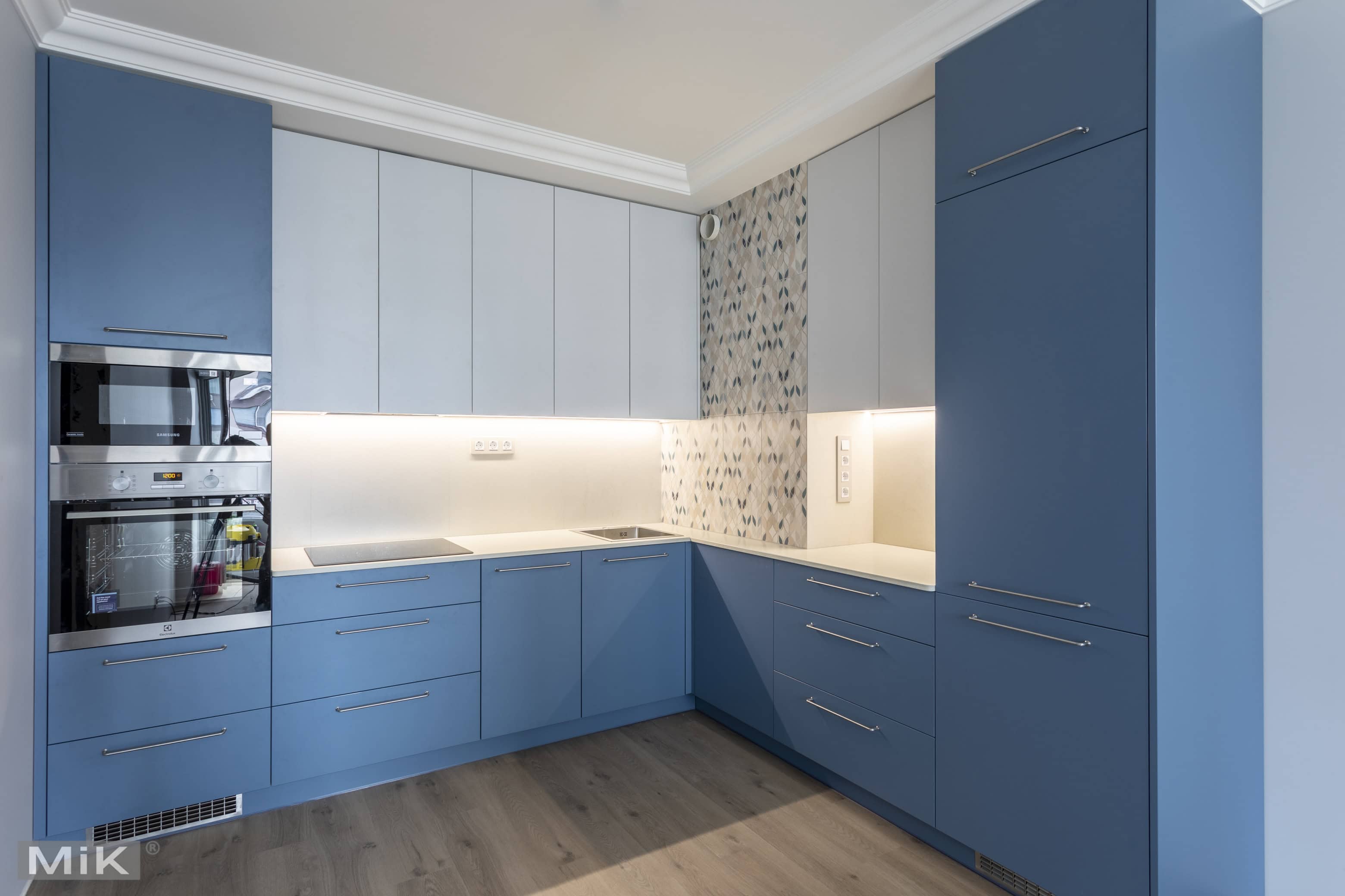 Голубая кухня из ДСП на заказ Голубая кухня из ДСП на заказ