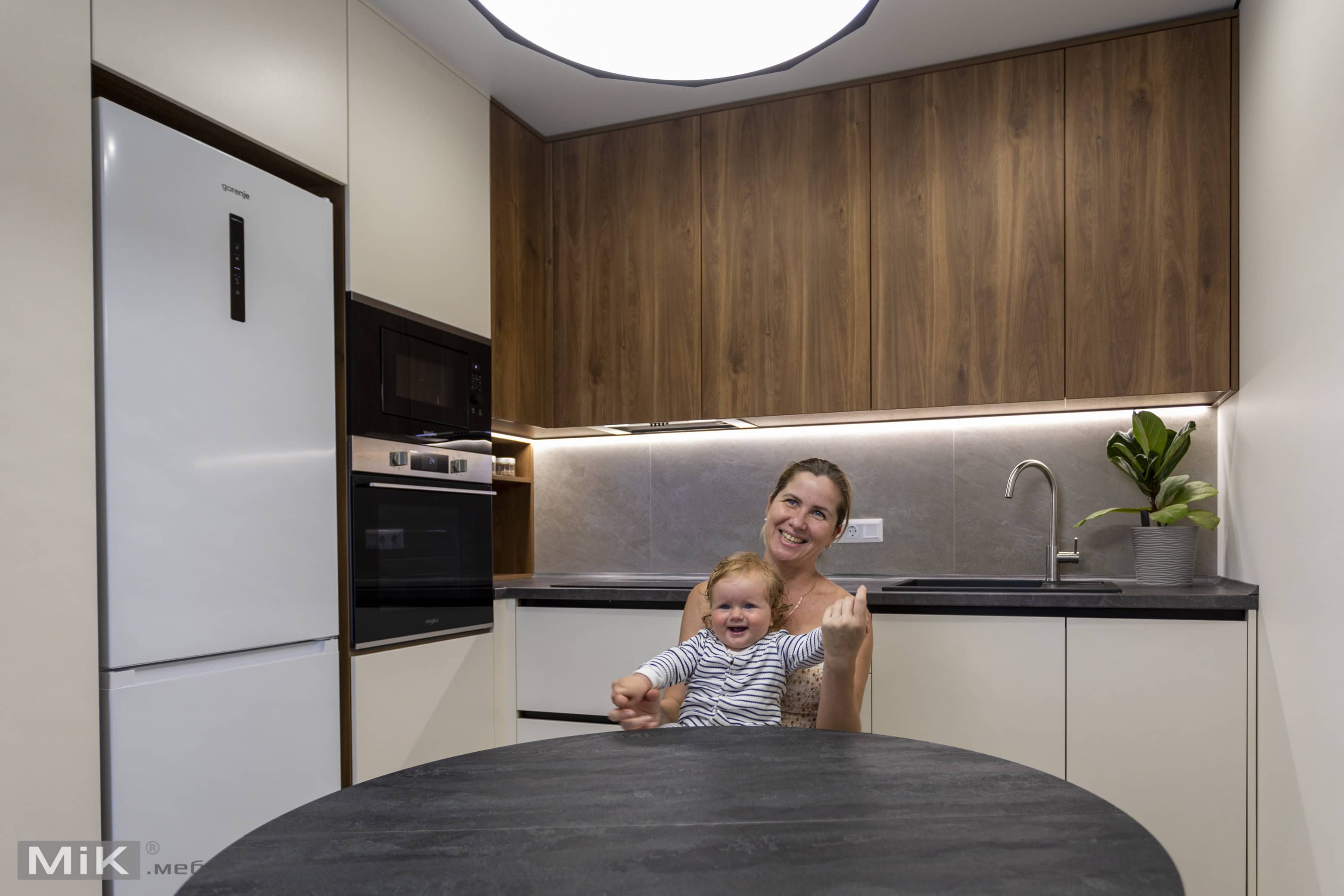 Кухня на заказ - счастье для хозяйки Кухня на заказ - счастье для хозяйки