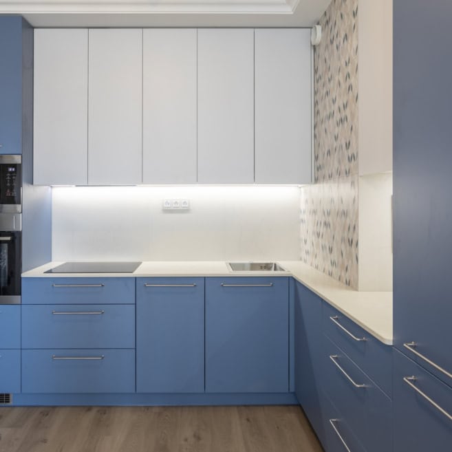 Угловая кухня с вентиляционным каналом Угловая кухня с вентиляционным каналом