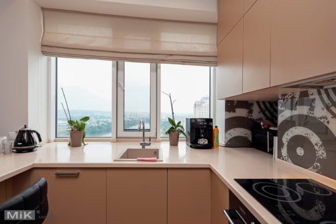 4_Примикання стільниці кухні до вікна Примикання стільниці кухні до вікна